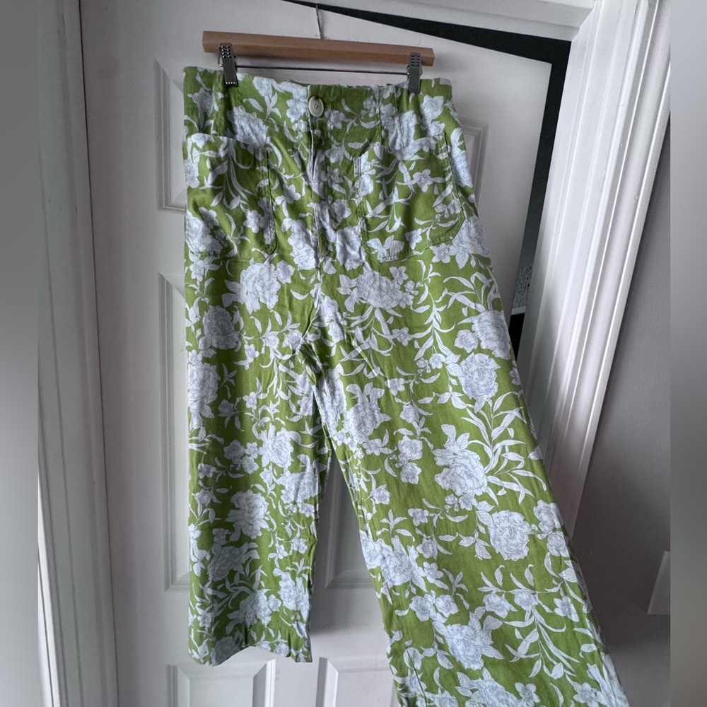 Maeve Collette Crop